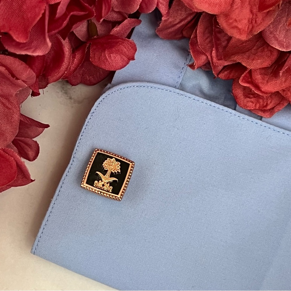 Elegant Rose Gold Palm Tree with Crossed Golf Clubs Cufflinks - Picture 13 of 16